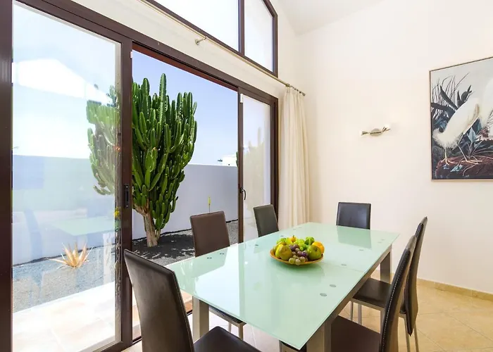 Βίλα Almudena By *