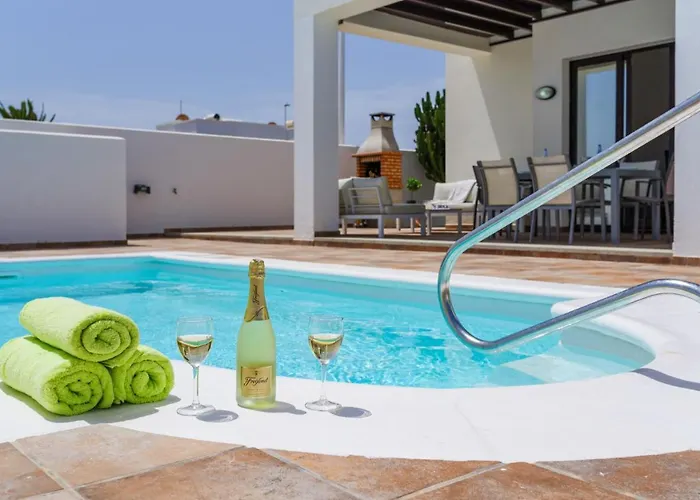 Almudena By * Πλάγια Μπλάνκα